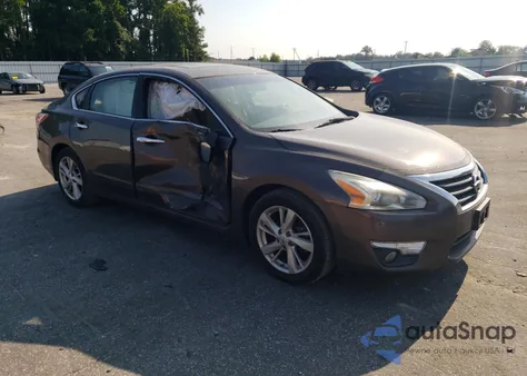 2014 Nissan Altima 2.5 from USA, damaged, VIN 1N4AL3AP7EC410962